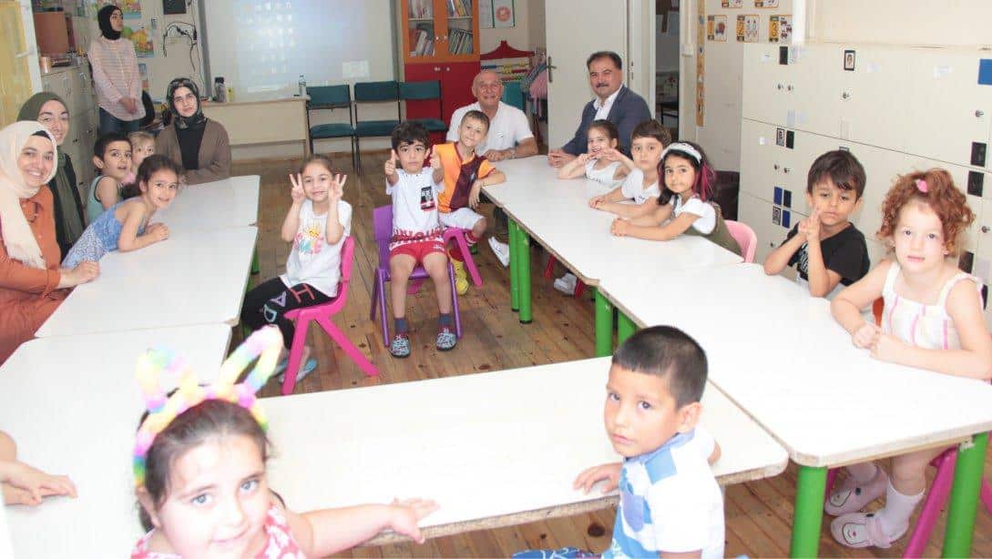 Ümraniye İlçe Milli Eğitim Müdürümüz Sn. Mustafa Özen'in Yaz Okulları ziyareti