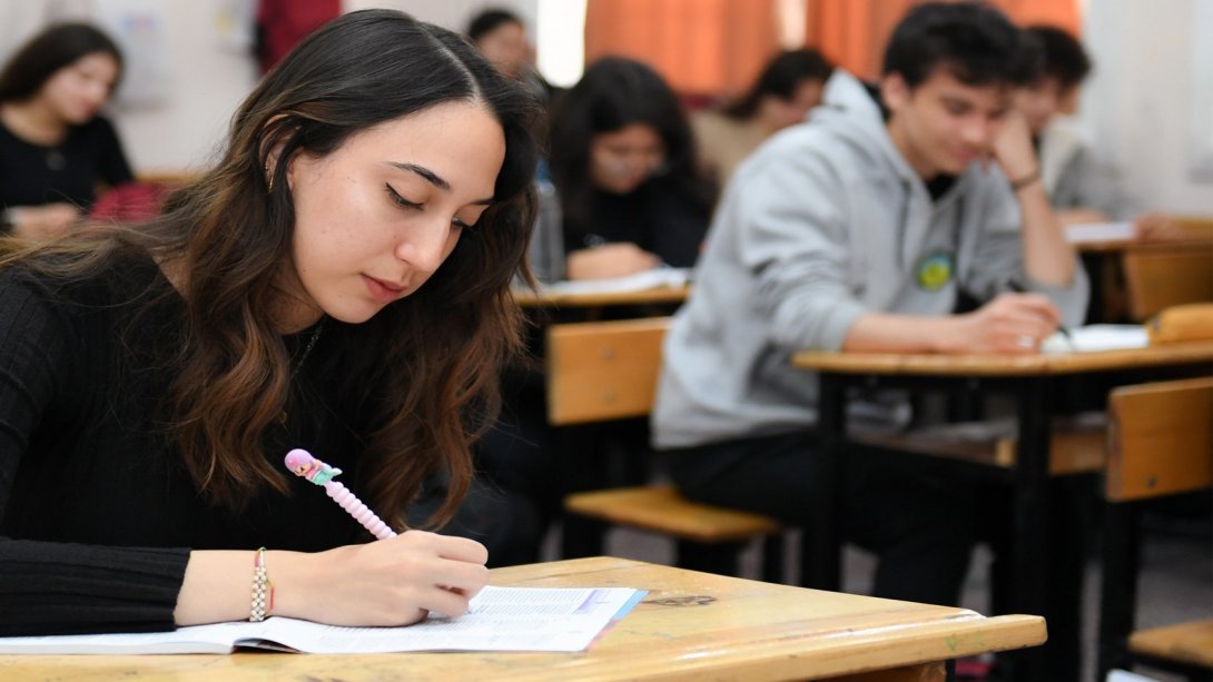 1. DÖNEM 1. YAZILI SINAVLARINA İLİŞKİN ÖRNEK SORU KİTAPÇIKLARI YAYIMLANDI